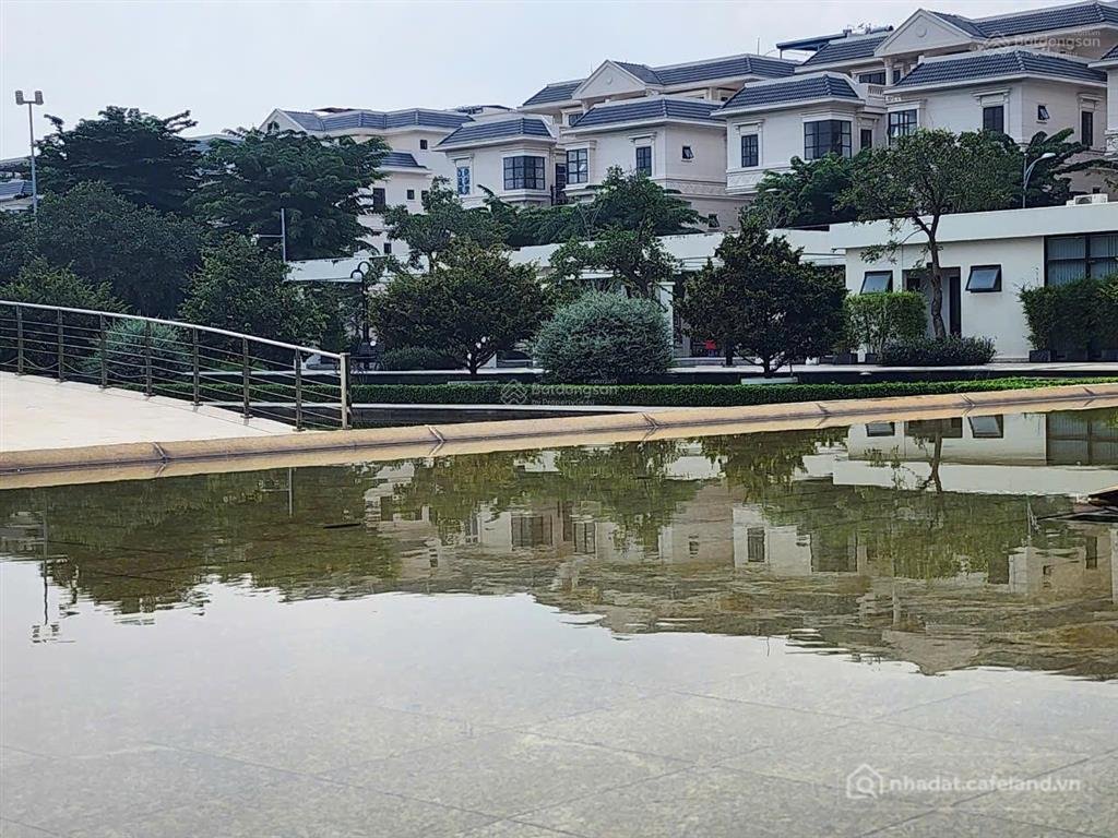 Bán nhà riêng: Biệt thự view trực diện công viên 230m2 cityland park hills, lott