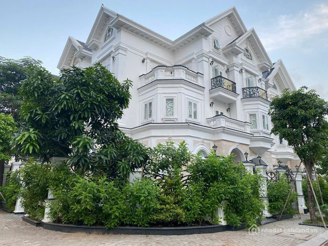 Bán nhà riêng: Biệt Thự 2 Mặt Tiền đẹp nhất Cityland Garden Hills Gò Vấp