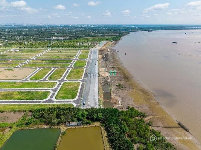 Bán nhà riêng: Bán gấp nền đất D8 mé sông dự án Hiệp phước Premia vị trí đẹp giá