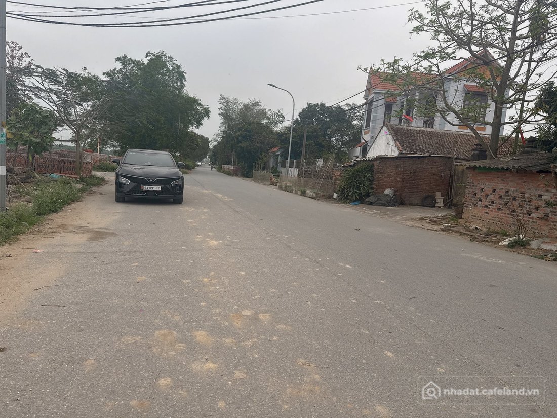 Bán đất thổ cư: Chính chủ cần bán lô đất trục đường liên xã thôn Cao Thọ, xã Vạn