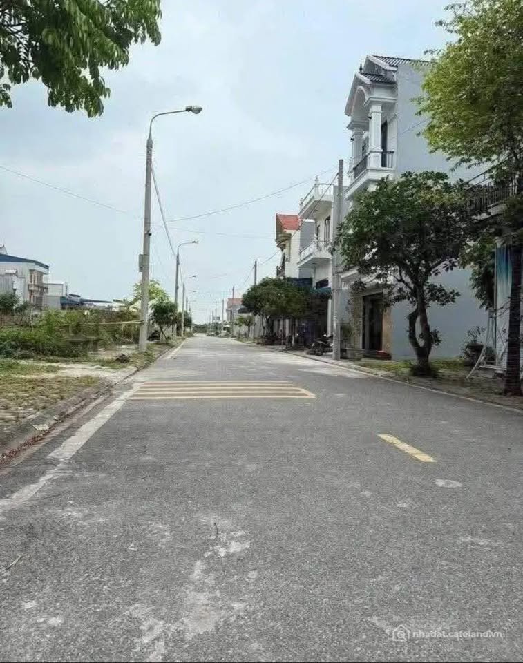 Bán đất thổ cư: Bán đất huyện Mỹ Lộc, tỉnh Nam Định, giá 2,7 tỷ