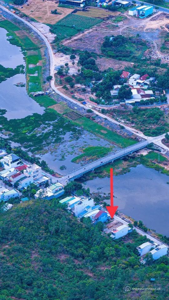 Bán đất thổ cư: Vĩnh Thái, Nha Trang: Đất Tựa Sơn Hướng Thủy, Giá Tốt