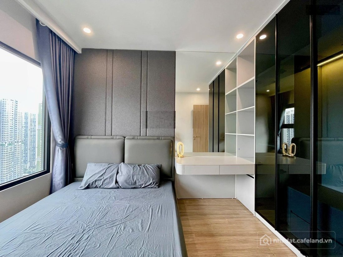 Bán căn hộ chung cư: Chính chủ gửi bán căn 1N+ GS, tầng trung đẹp full nội thất,