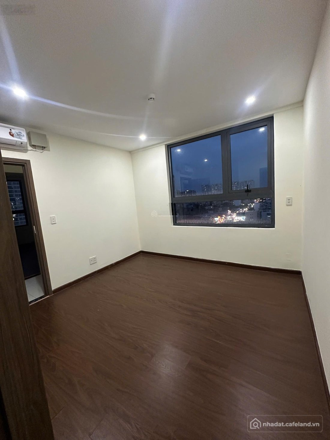 Bán căn hộ chung cư: Bán căn hộ chung cư Goldora Plaza, 153m2, 3PN, 2WC thanh to
