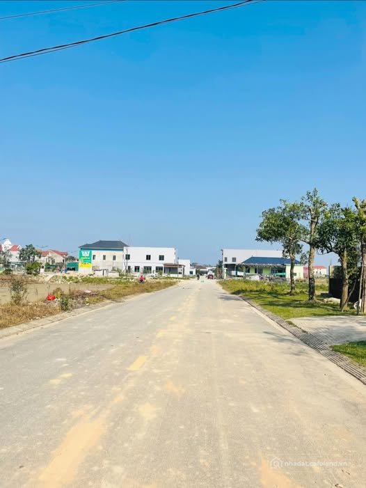 Bán đất thổ cư: Đất vàng Hà Tĩnh 200m2 mặt tiền kinh doanh, giá hời 3 tỷ