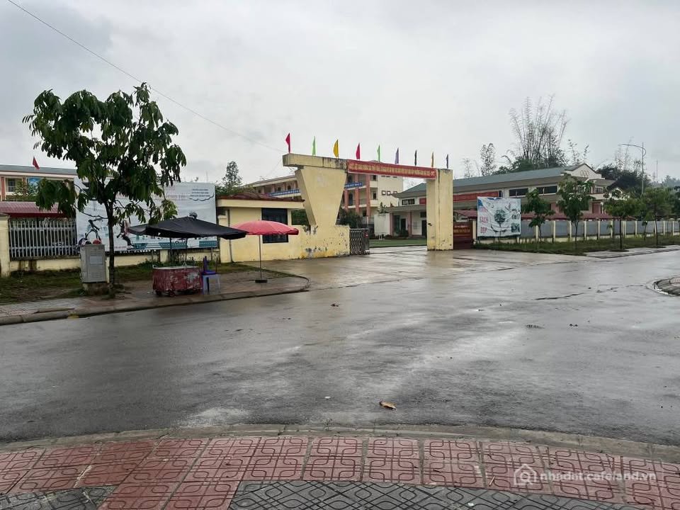 Nhà riêng: Cần cho thuê nhà 1 tầng, 2 mặt tiền tại khu tái định cư Him Lam, Điện