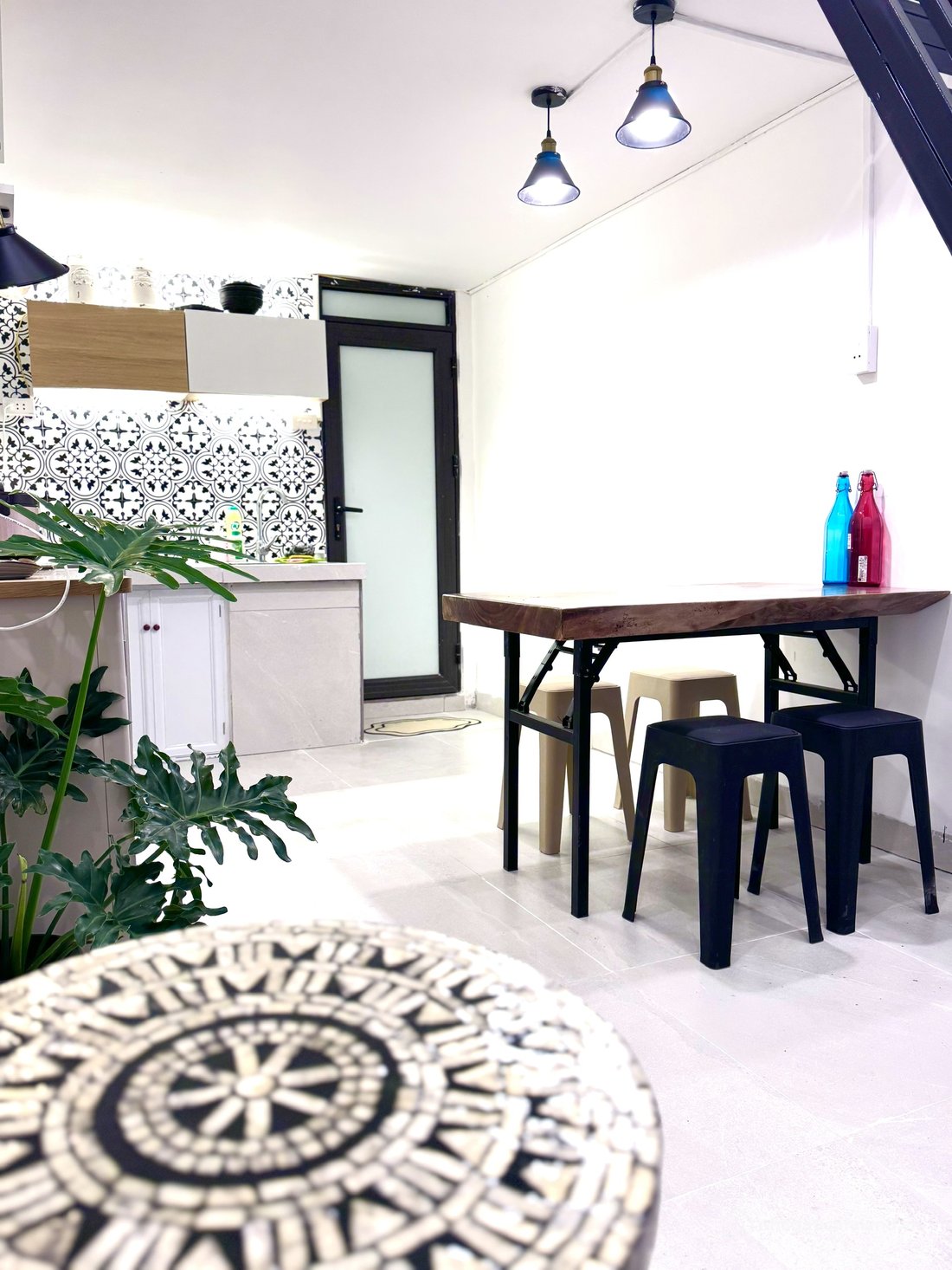 NHÀ NGUYÊN CĂN NGÕ 100 HOÀNG QUỐC VIỆT DIỆN TÍCH SỬ DỤNG 65M2