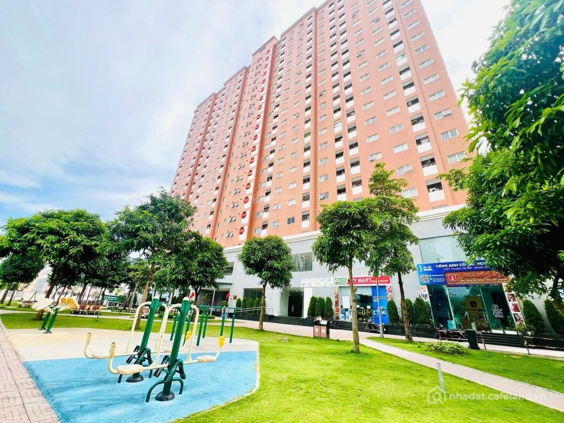 Bán căn hộ chung cư: Căn hộ ct3 kđt nghĩa đô 106 hq việt 50m, 2pn, 4,6 tỷ dân tr