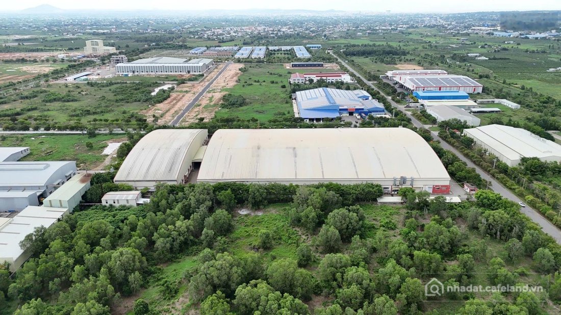 Bán đất thổ cư: Bán đất Mặt Tiền Quốc Lộ 1A xã Hàm Kiệm HTN 1tr600k/m2