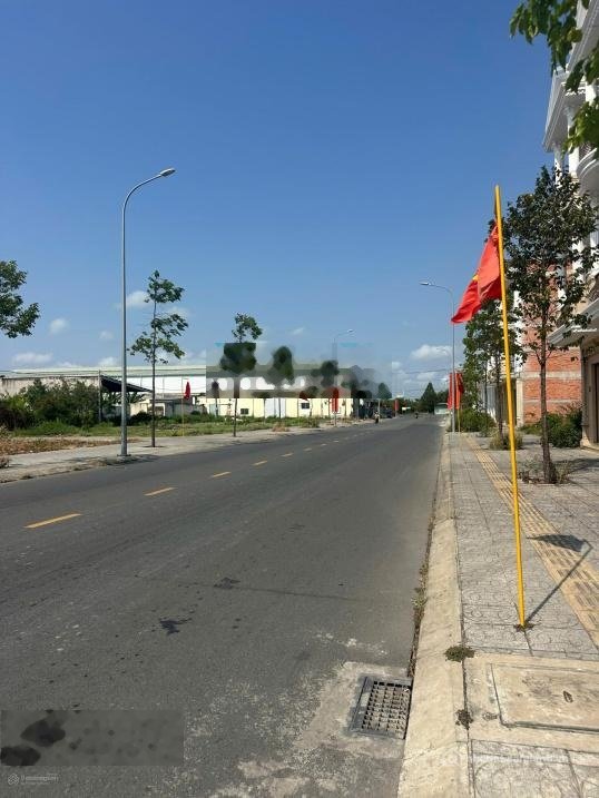 Bán đất thổ cư: Bán đất nền đường Nguyễn Trọng Dân