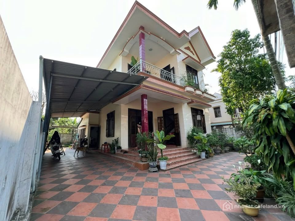 Bán nhà riêng: Siêu phẩm nhà 2 mặt tiền đường nhựa cực đẹp, sở hữu vị trí đắc đị