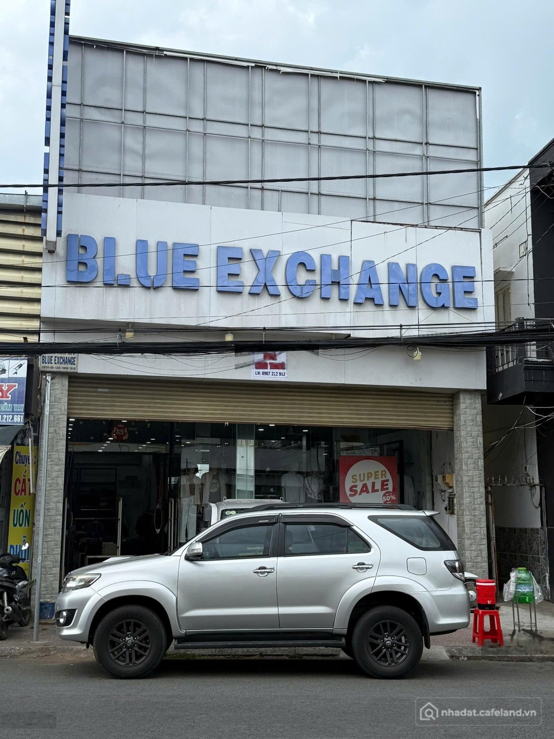 Nhà riêng: Cho thuê mặt bằng 2 nhà liền kề đường Ngô Quyền - Bình Minh (Vĩnh Lon