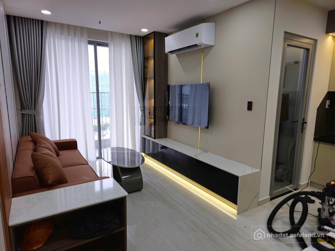 Bán căn hộ chung cư: Bán căn hộ 1PN full nội thất đẹp giá 1.99 tỷ buông sổ có sẵ