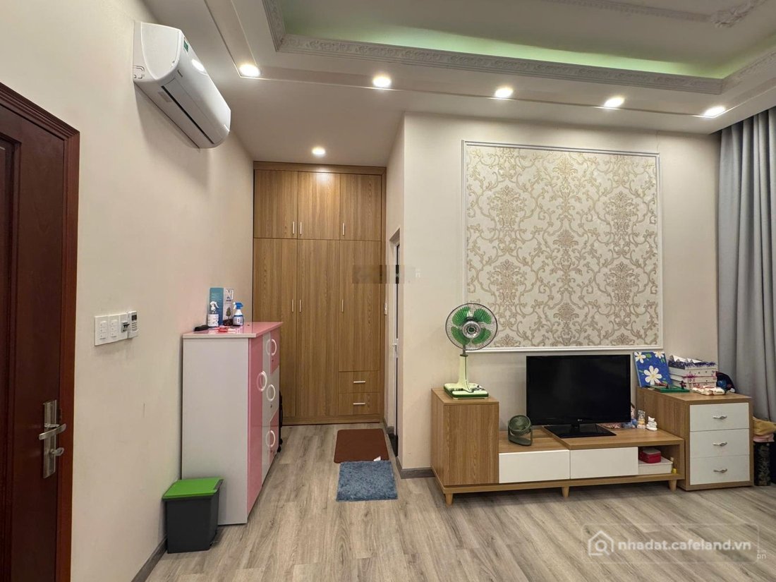 Bán biệt thự: Bán căn 6m vườn thiên đàng 1 view công viên hồ bơi sẵn hệ thống đi
