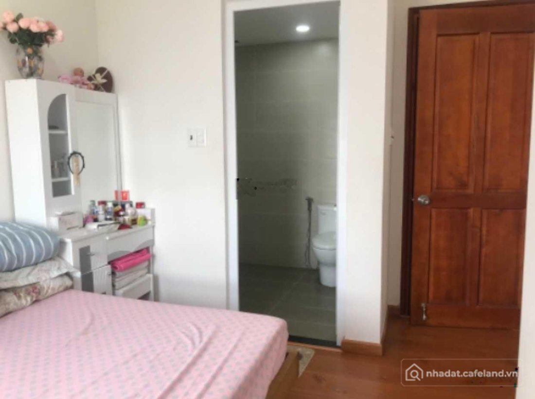 Bán căn hộ chung cư: Bán căn góc 3PN, 2WC diện tích 83m2 giá 3.5 tỷ - Tặng nội t
