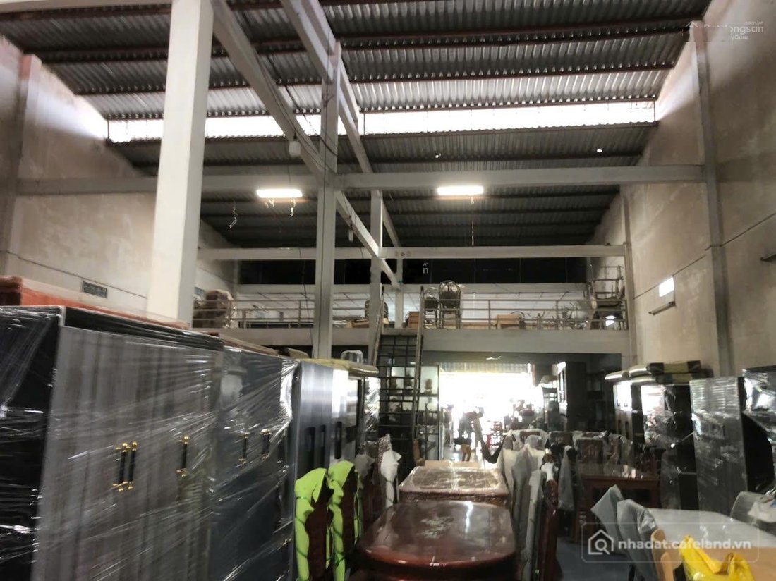 Nhà riêng: Cho thuê mặt bằng trên QL54, khu mua bán sầm uất, mặt bằng 10m2 (Giá 