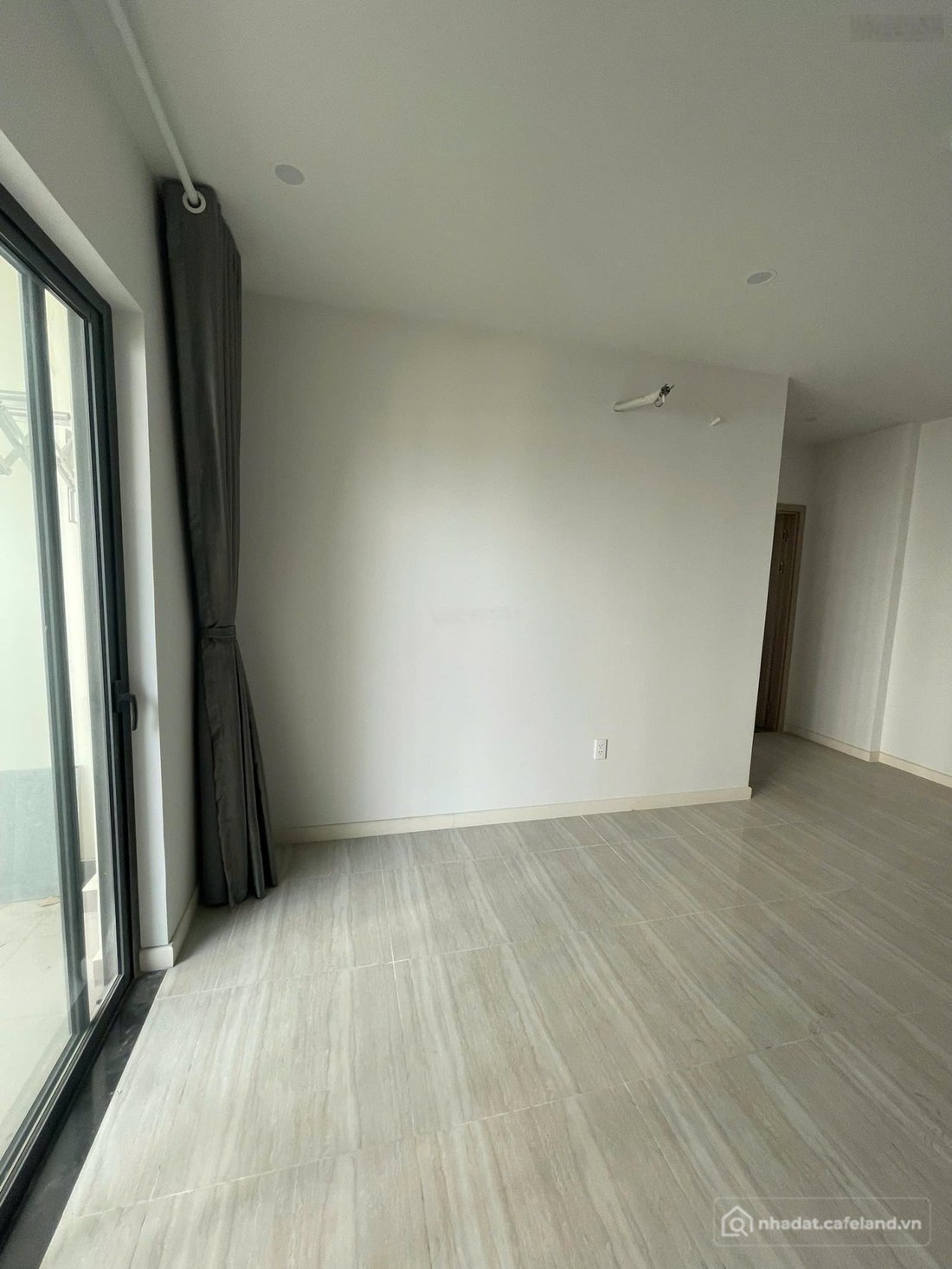 Bán căn hộ chung cư: Bán gấp căn hộ 2PN2WC giá chỉ 2,9 tỷ (bao hết), có sẵn cam 