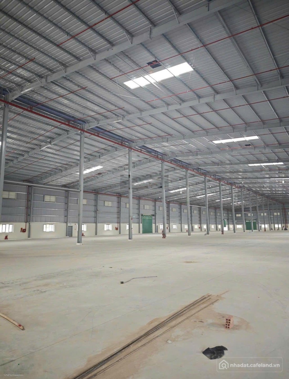 Bán kho, nhà xưởng: Bán nhà xưởng mới xây dựng pháp lý đầy đủ tại Tây Nam, TP Hồ