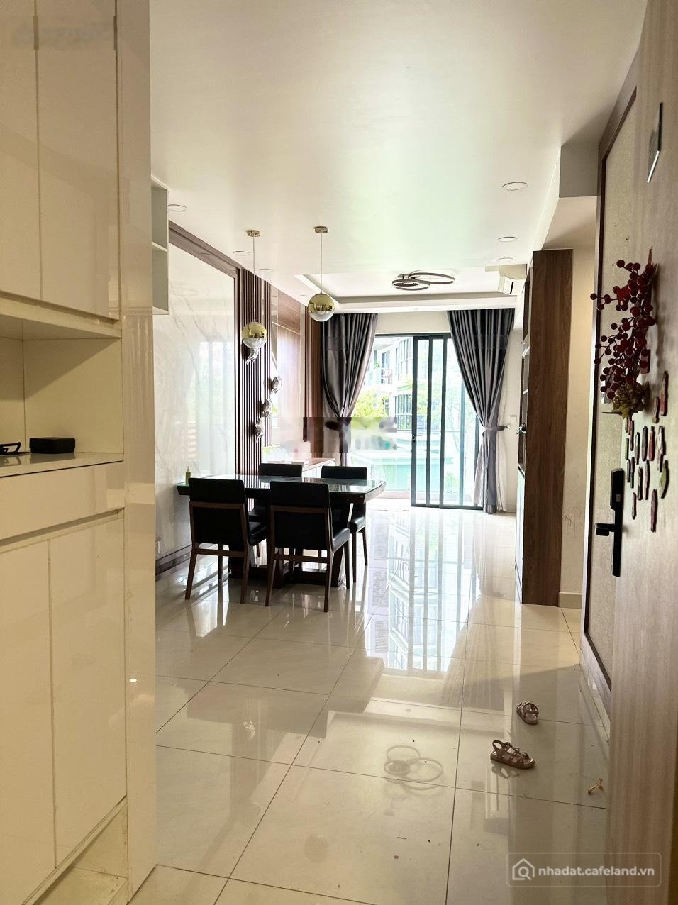 Bán căn hộ chung cư: Bán căn Emerald 63m2 - 2pn-1wc giá 5.1 Tỷ [ 97%], nhà full 