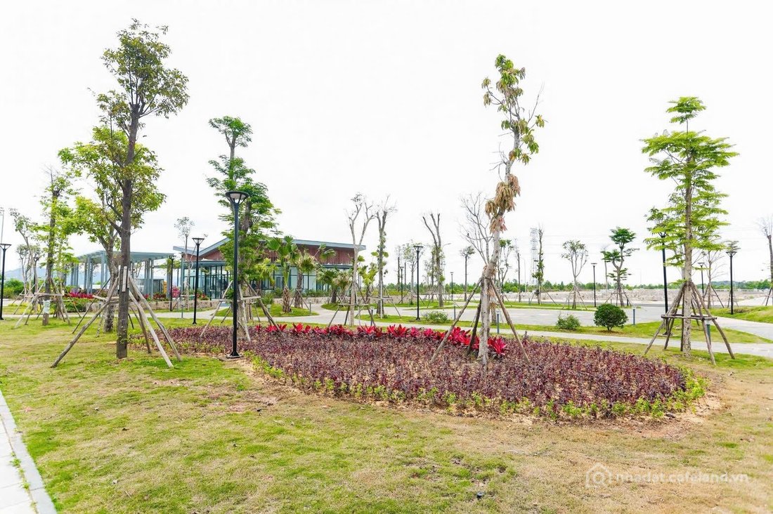 Bán biệt thự: Nhà phố 4 tầng Quảng Yên Centro đón sóng hạ tầng, giá chỉ hơn 4 tỷ
