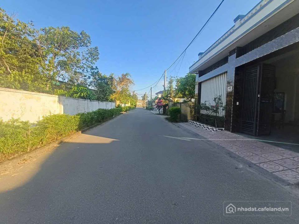 Bán đất thổ cư: Bán đất tại xóm Liên Nhật, phường Trần Phú (Thạch Hạ cũ), Hà Tĩn