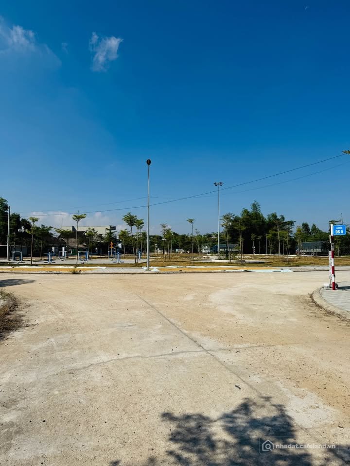 Bán đất thổ cư: Bán đất 130m2, mặt tiền 5m, đường 16m tại Khu dân cư Châu Thành,