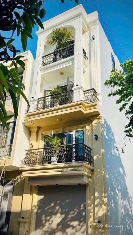 Bán nhà riêng: Bán căn nhà 4 tầng - Mặt đường Khu đô thị Mỹ Trung - Nam Định