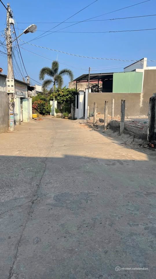 Bán đất thổ cư: Lô đất Phước Mỹ, diện tích 100m2, đường xe oto vi vu mà giá chỉ 