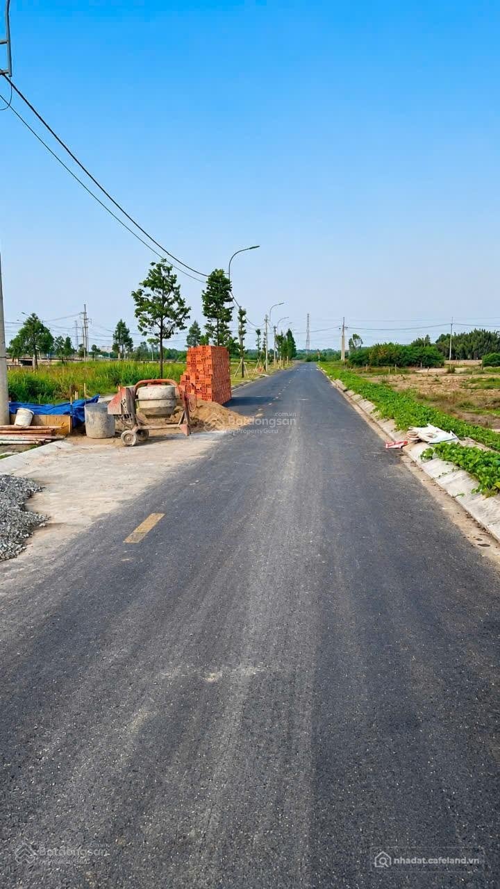 Bán đất thổ cư: TDC Phú Đông sổ sẵn 100m² giá 3 tỷ. Vị trí đầu tư siêu tiềm năng