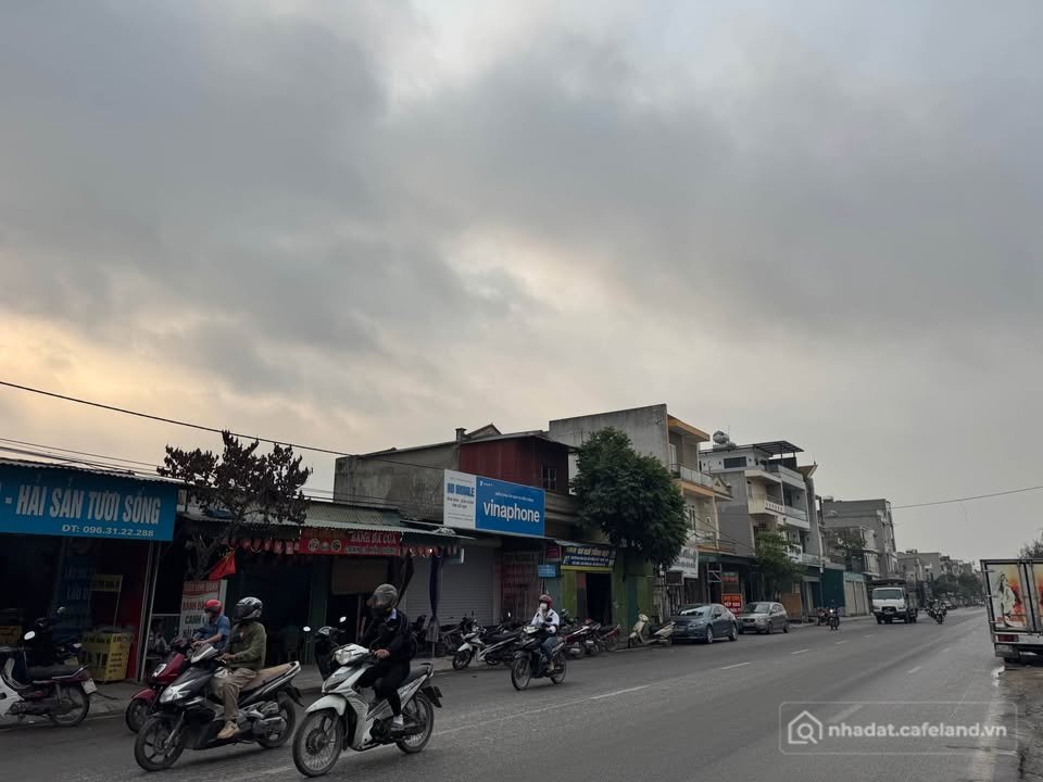 Bán nhà riêng: 4,9 tỷ có ngay nhà 3 tầng mặt Quốc lộ 37 - Hồng Hưng - Gia Lộc