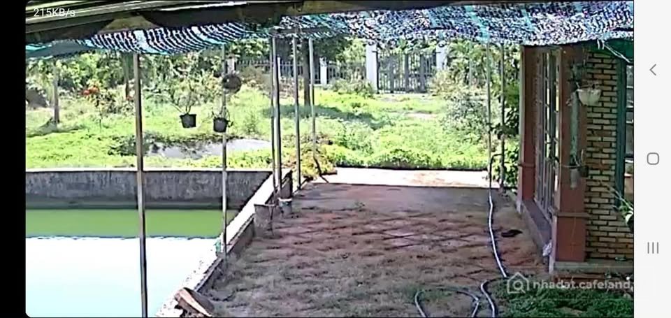 Bán đất thổ cư: Vườn sinh thái 2700m2 trung tâm xã, sẵn 100m2 thổ cư, 2 ao cá, 2