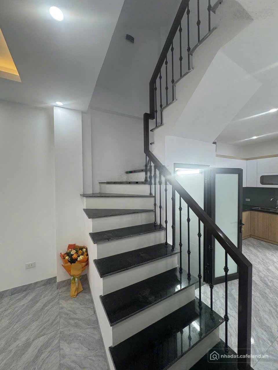 Bán nhà riêng: Bán nhà đẹp Cao Viên Thanh Oai 36m², 3.5 tầng, ô tô đỗ cửa, sổ đỏ