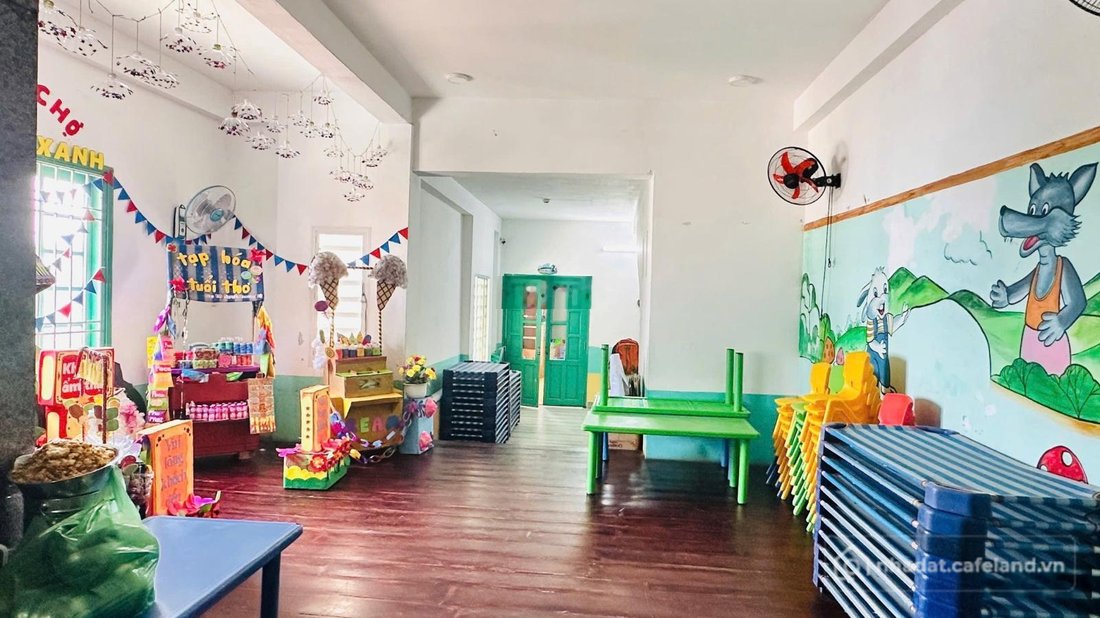 Bán nhà riêng: Bán nhà 3 tầng 372m2 trung tâm Hội An, đang có dòng tiền gần 200 
