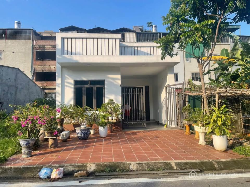 Bán nhà riêng: Bán căn nhà cấp 4 mới đẹp tại B6, Nam Cường, Lào Cai, giá 2.9 tỷ