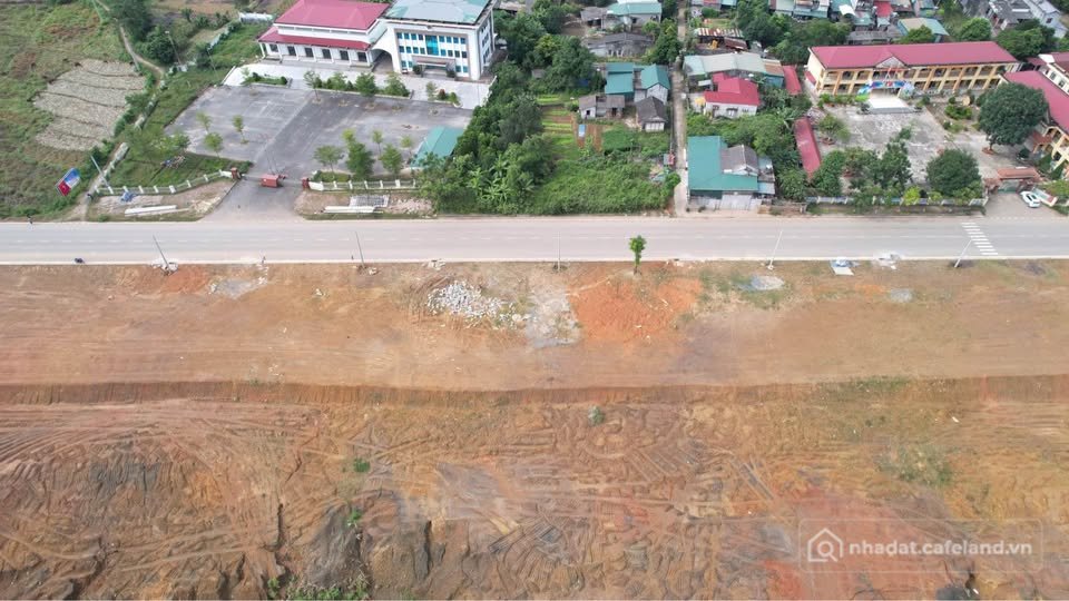 Bán đất thổ cư: Cơ hội sở hữu ngay 10 lô đất "hoa hậu" tại dải đất đẹp nhất Bản 