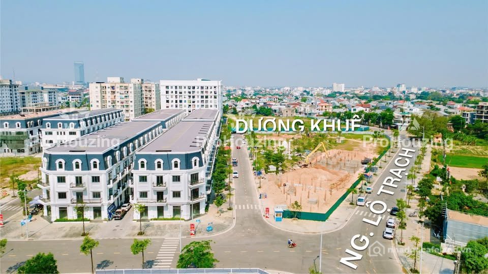 Bán nhà phố dự án: Richmond Phú Xuân, siêu phẩm Shophouse 4 tầng, đối diện chợ C