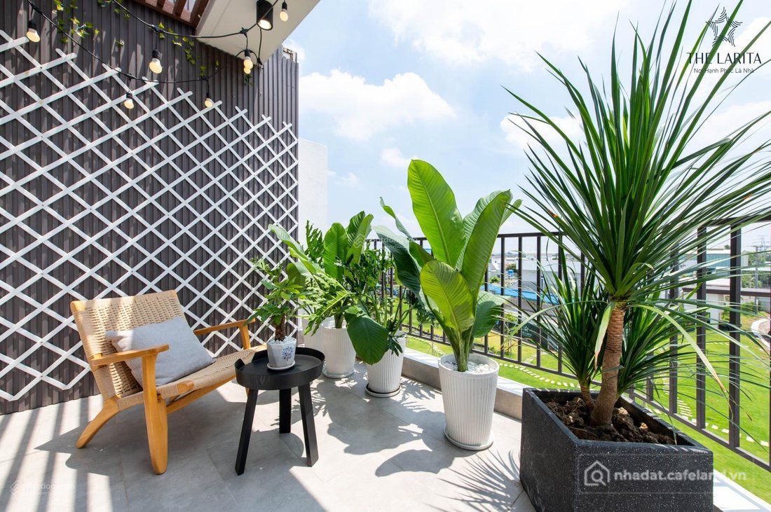 Bán nhà phố dự án: Bán Nhà phố đa năng 4 tầng The Larita Bến Lức, sổ riêng