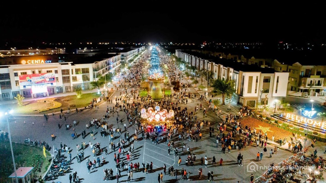 Bán nhà phố dự án: Nhỉnh 10 tỷ sở hữu Shophouse Centa City 120m² áp góc, đã hoàn