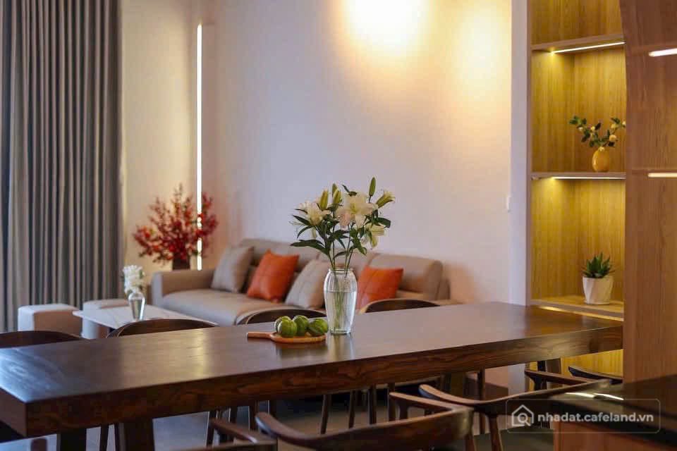 Bán nhà phố dự án: Cần bán shophouse 4 tầng đã có sổ hồng thuộc dự án Phú Xuân C