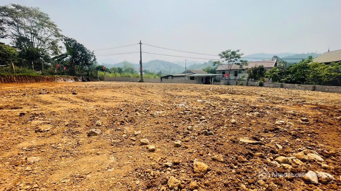 Bán đất thổ cư: Bán Đất 761m2 có sẵn 761 m2 thổ cư giá 1.6 tỷ tại - Chọn - Xã Hợ