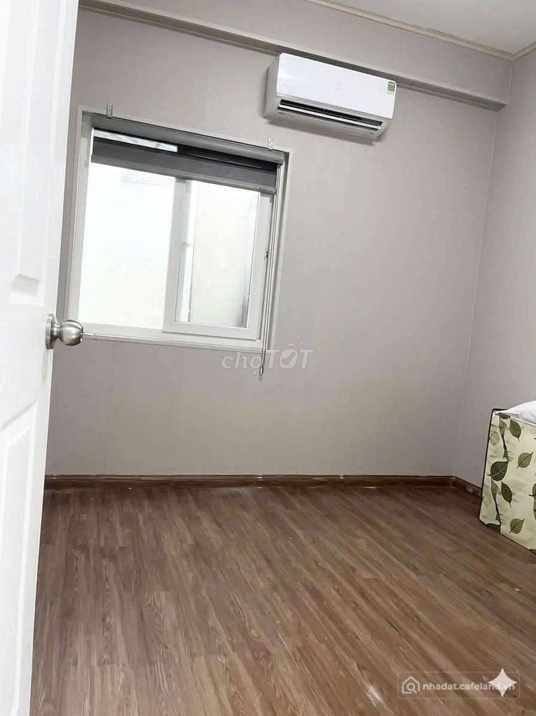 Cho thuê căn hộ chung cư: Căn hộ chung cư: Cho thuê chung cư Simona, đường Hoàng