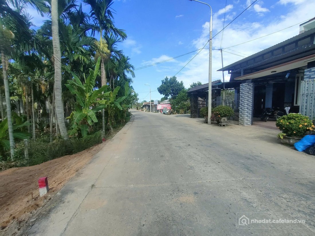 Bán đất thổ cư: BÁN LÔ ĐẤT CHỢ CHÙA, NGHĨA HÀNH
