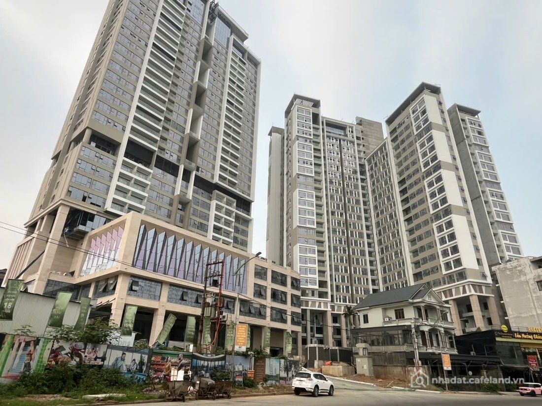 Bán căn hộ chung cư: Căn góc độc bản view toàn cảnh quảng trường hùng vương sẵn 