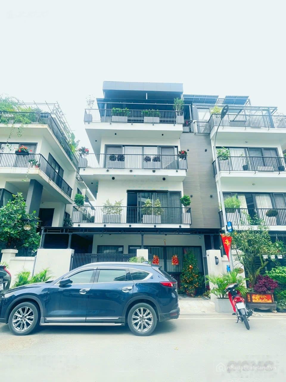 Bán biệt thự: Bán nhanh Eden Rose 82.5m² 18.5 tỷ LH 0943020005