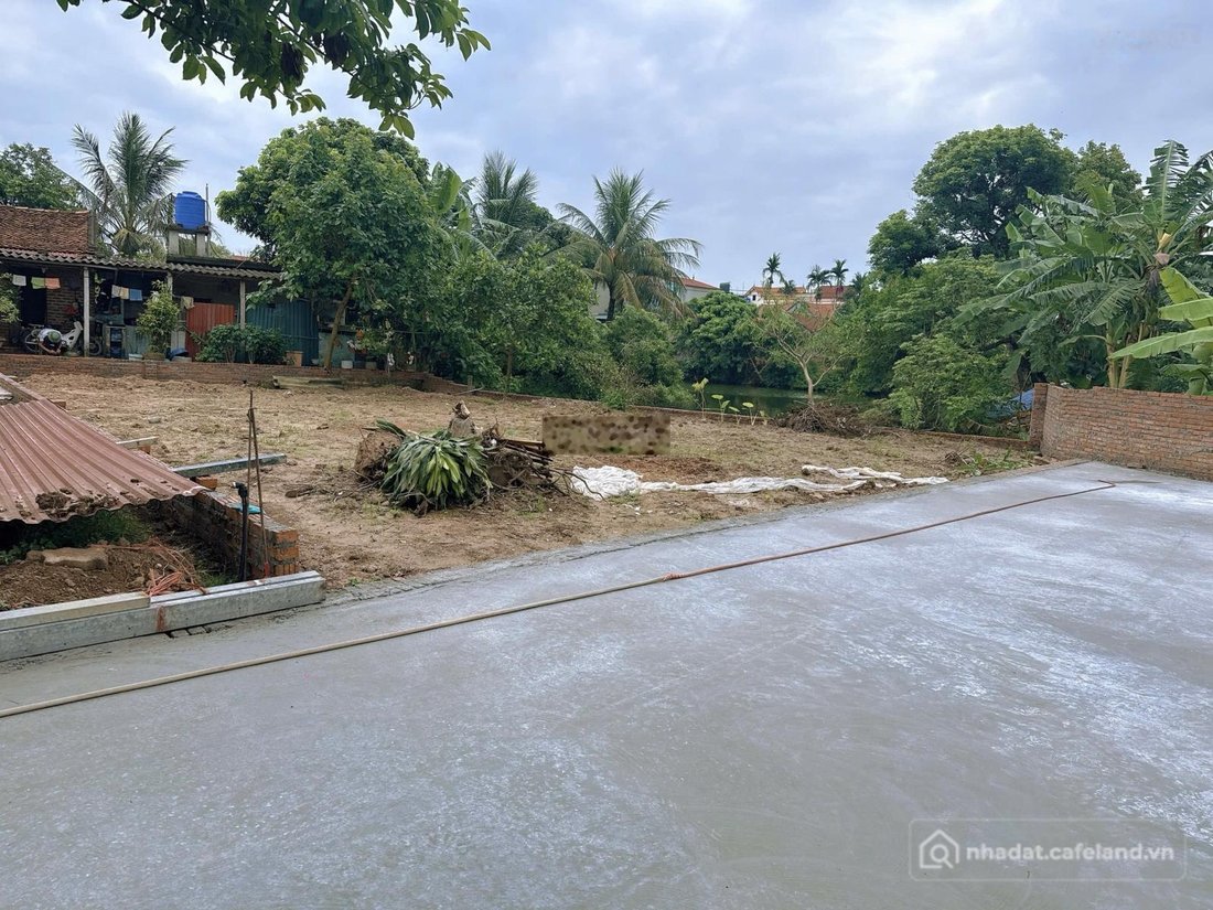 Bán đất thổ cư: Chính chủ cần bán lô đất hoa hậu tại thôn Tiểu Than, xã Cao Đức,