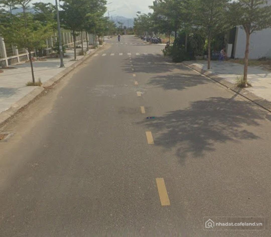 Bán đất thổ cư: Bán đất khu đô thị mới An Phú Thịnh Quy Nhơn. Diện tích 100m². G