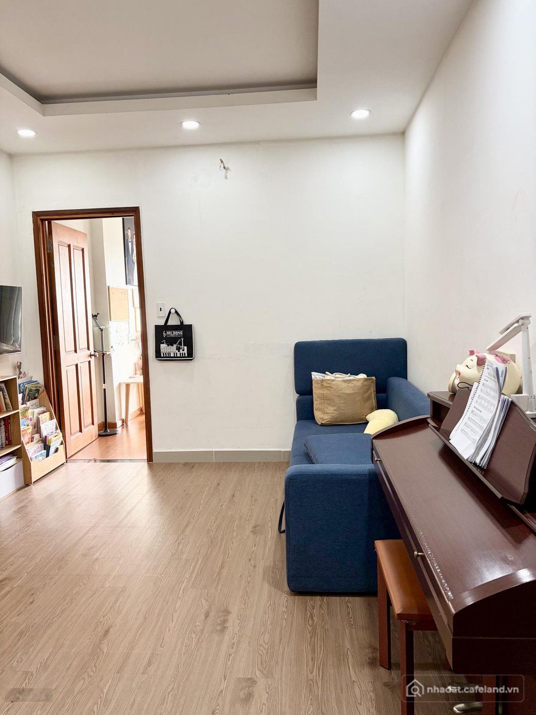 Bán căn hộ chung cư: Bán CC tại Orchid Park, 2,5 tỷ, 50m2, giá cực chất, bao đẹp