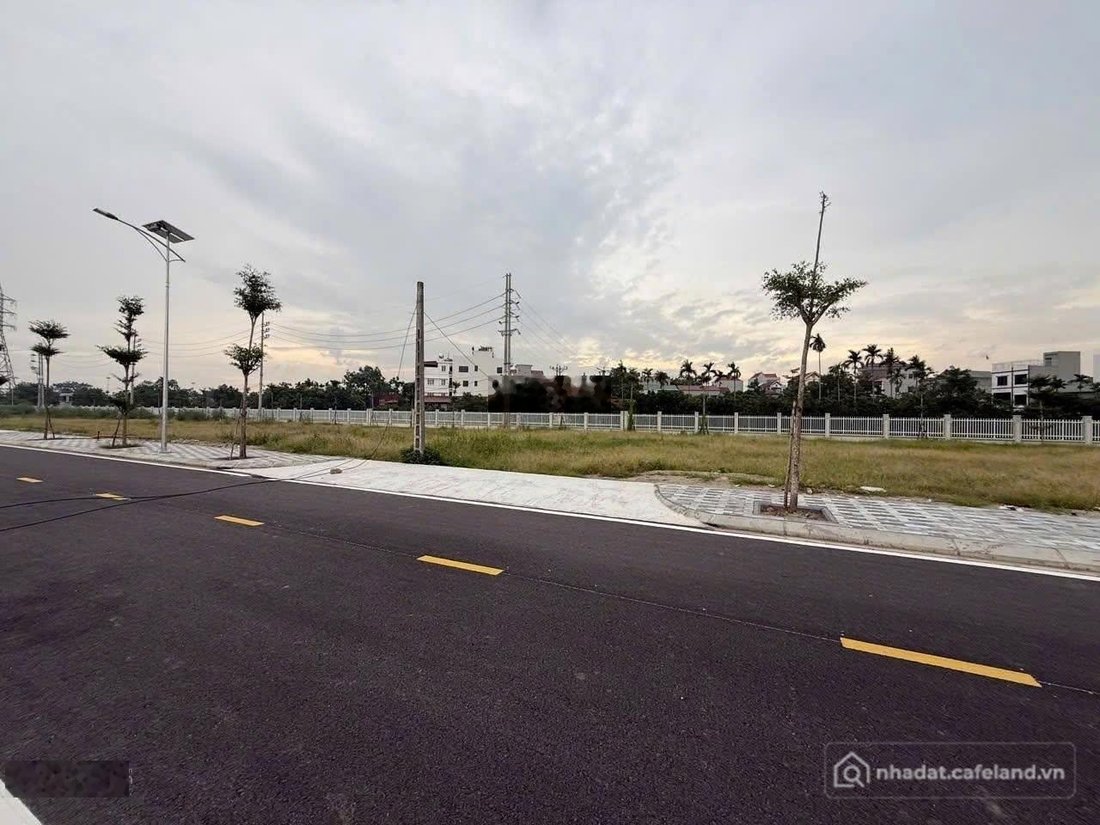Nhà kho - Xưởng: Cho thuê 1700m² xưởng 1 tầng tại Đan Phượng xe công thoải mái, 