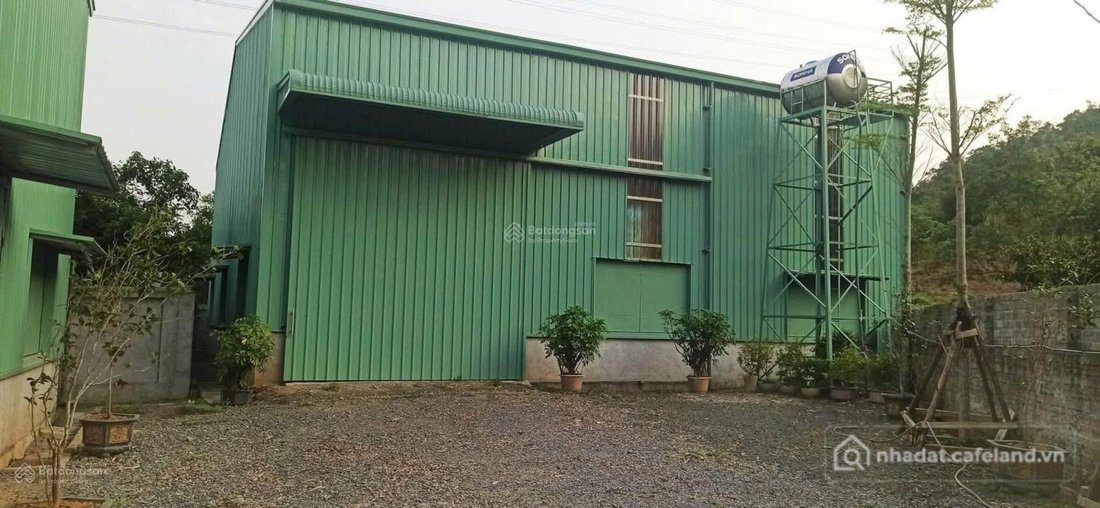 Nhà kho - Xưởng: Cho thuê kho diện tích 300m2 gần Cầu Niệm, Kiến An, Có PCCC vác