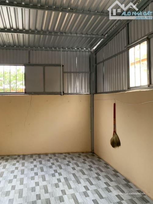 Bán nhà riêng: Bán nhà mặt tiền số 28A đường Bùi Thị Trường, phường 5, TP. Cà Ma